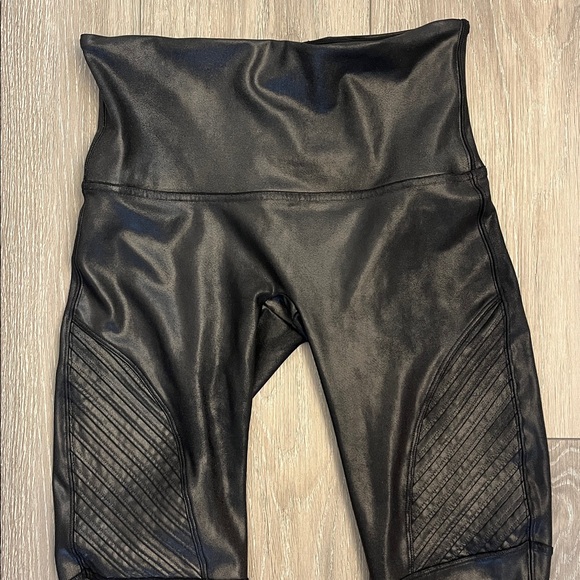Spanx Moto Faux Leather Leggings - Picture 5 of 7